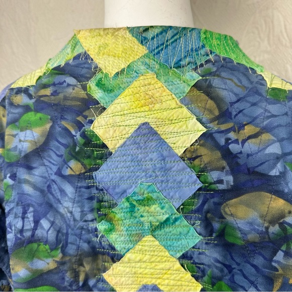 Handmade OOAK Reversible Batik Quilted Jacket - Picture 13 of 14